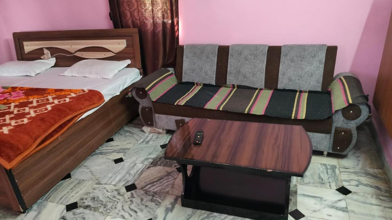 Laxmanji Villas Маунт Абу Екстериор снимка