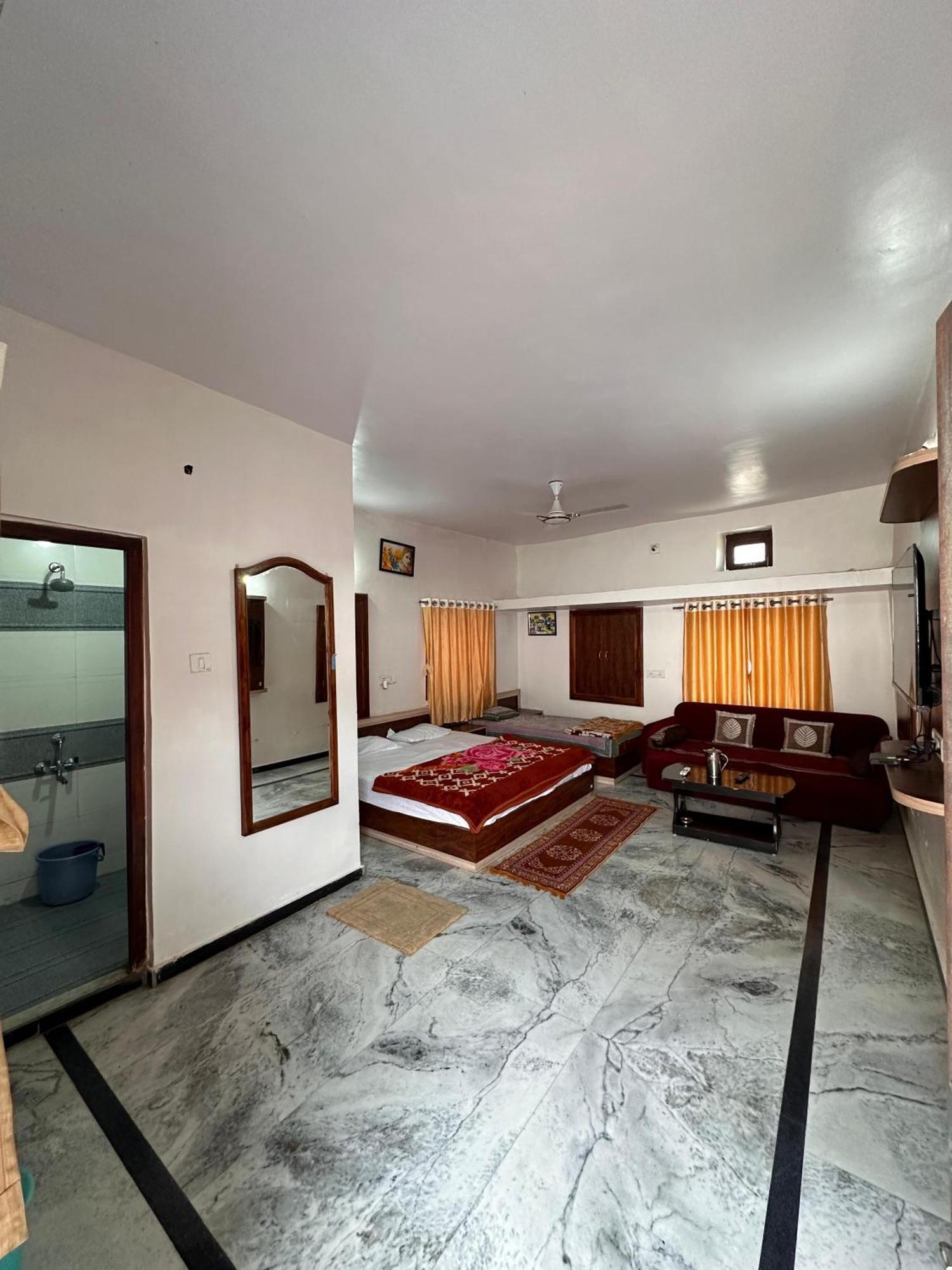 Laxmanji Villas Маунт Абу Екстериор снимка